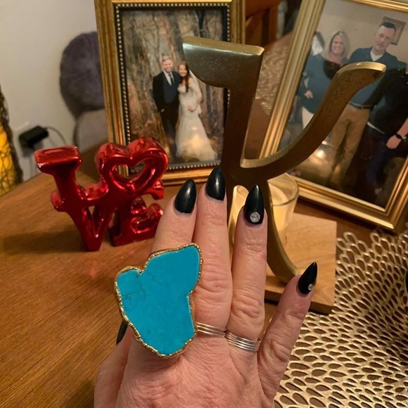 Charlene K ring - Picture 2 of 3